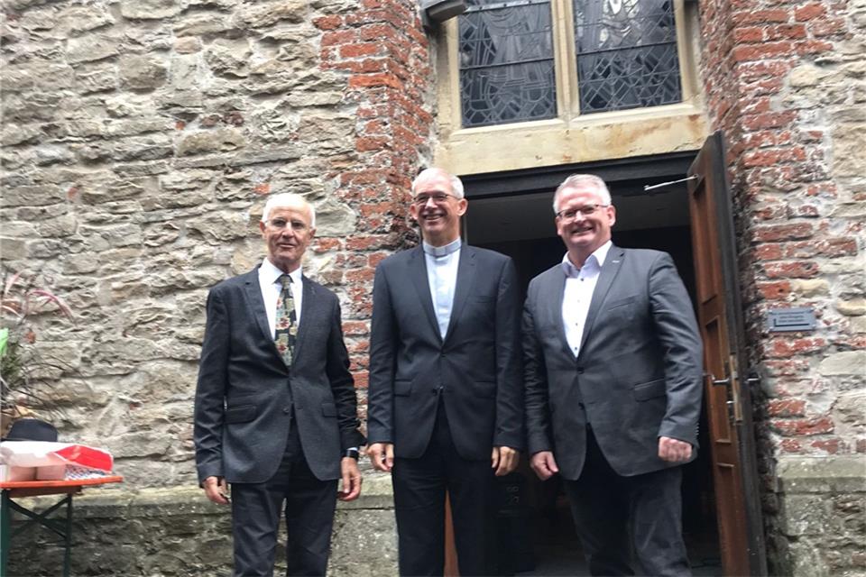 Ein Foto fürs Erinnerungsalbum: (von links) Georg Badurczyk, Michael Kenkel, Martin Tesing.