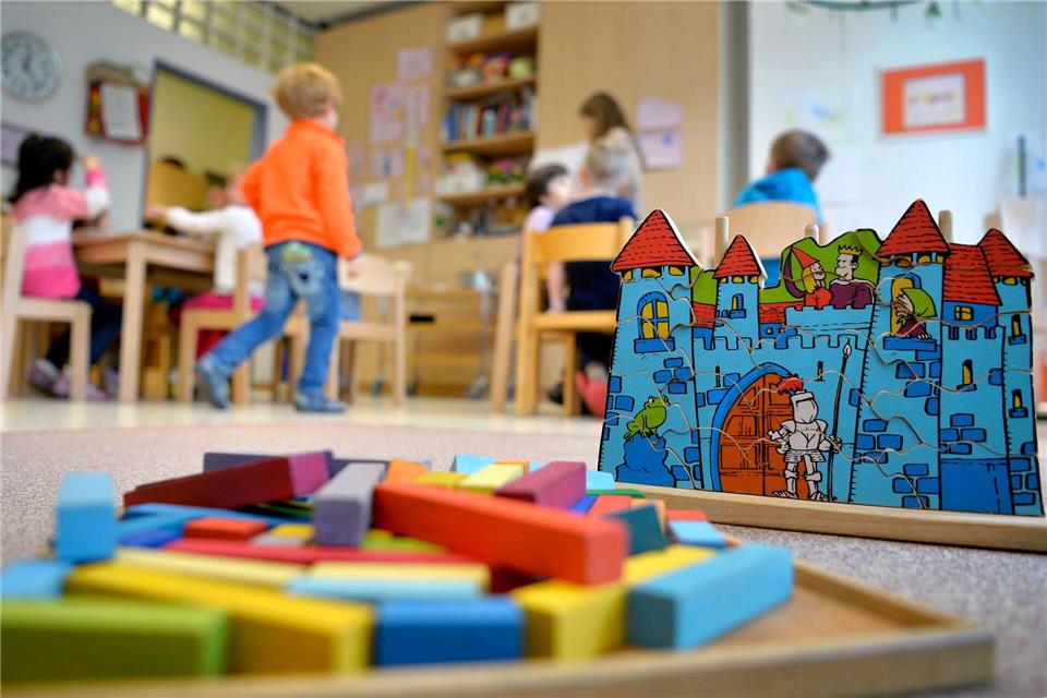 Teilzeitbeschäftigung in Deutschland steigt auf Rekordwert Ein Grund für die hohe Teilzeitquote ist, dass Branchen mit hohem Teilzeitanteil stark gewachsen sind. (Symbolbild)Monika Skolimowska/dpa