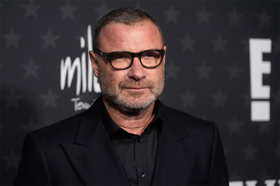 Ein Huhn von US-Schauspieler Liev Schreiber entpuppte sich als Hahn. (Archivbild)Chris Pizzello/Invision/AP/dpa