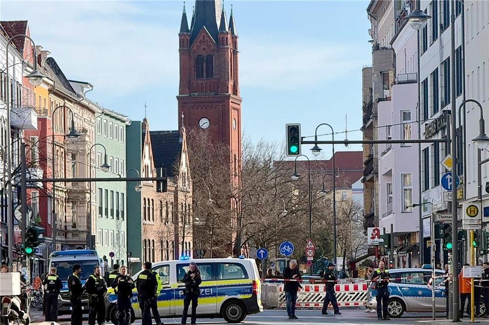 Ein Mann ist in Berlin-Neukölln auf der Straße angeschossen worden. (Foto: Polizei Berlin) -/Polizei Berlin/dpa