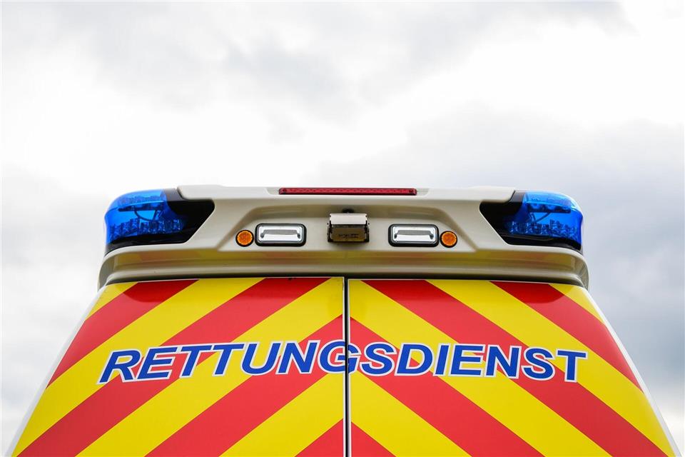 Ein Mann wurde von einem Bus in Lüneburg erfasst und tödlich verletzt. (Symbolbild)Philipp Schulze/dpa