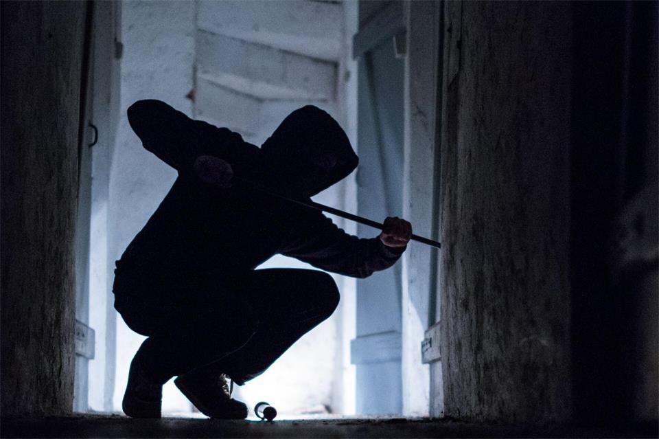 Ein Paar aus Gladbeck und Gelsenkirchen stand nach einer Einbruchserie im Münsterland vor Gericht.