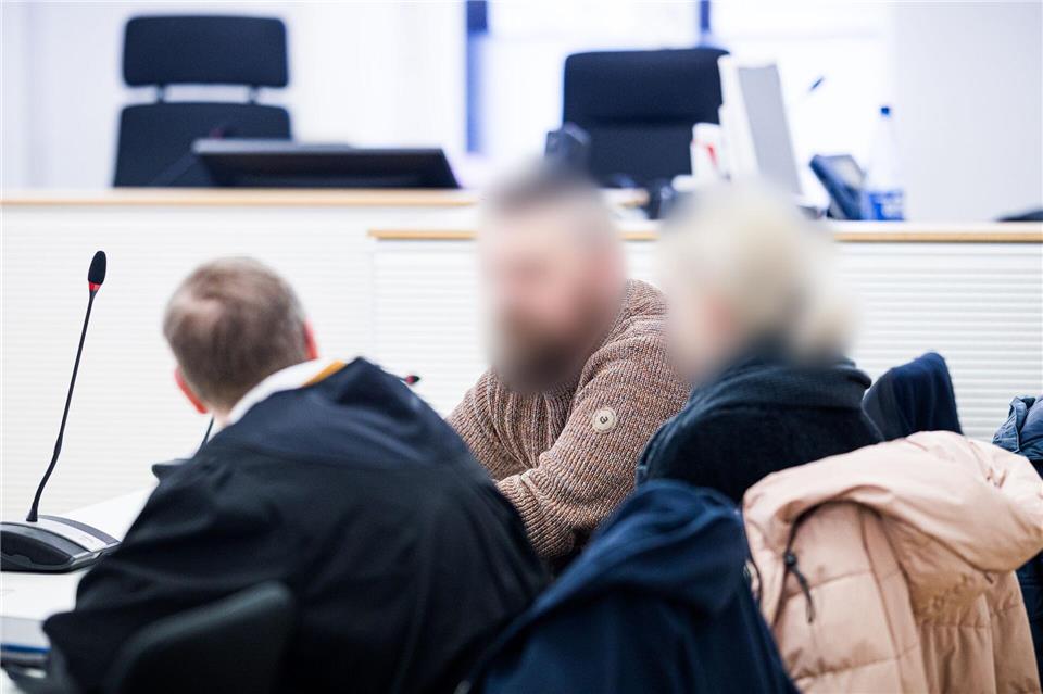 Ein Paar wurde in Braunschweig verurteilt. Er wegen Untreue in besonders schwerem Fall, sie wegen Geldwäsche.Moritz Frankenberg/dpa