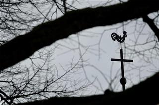 Ein Priester, der auch im Raum Borken tätig war, ist nach seiner Verurteilung für den Besitz von Kinderpornographie in den einstweiligen Ruhestand versetzt worden.