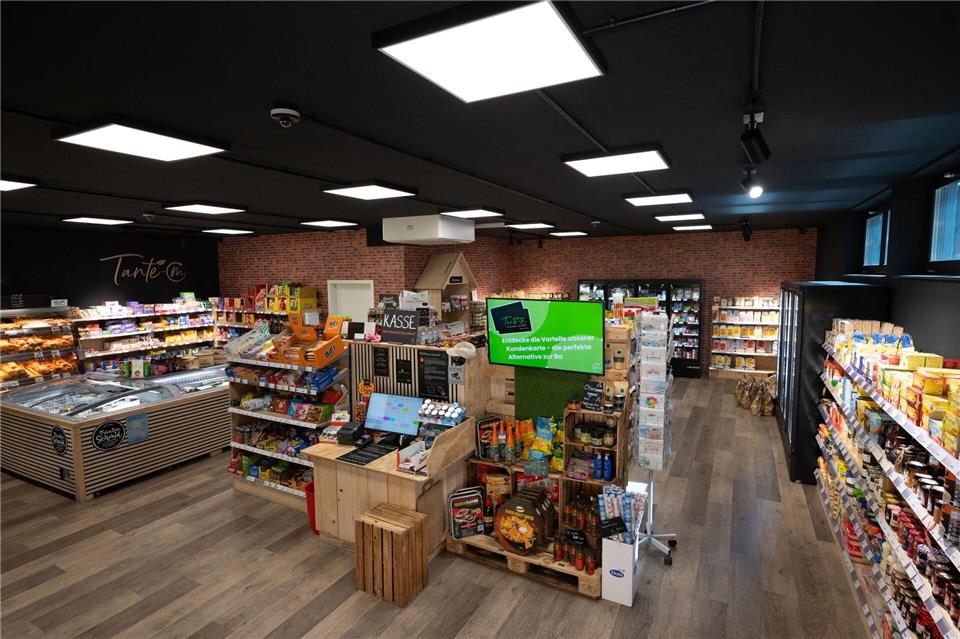 Ein Smart Store der „Tante M“-Kette soll im Kurort Oybin künftig die fußläufige Nahversorgung sichern - rechtlich bleiben die Läden in Sachsen ein Graubereich. (Symbolbild)Markus Lenhardt/dpa