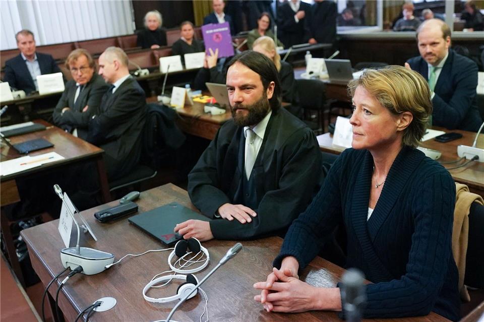 Ein Streik bei einer Fluglinie führt zu einem Terminausfall im Block-Prozess. (Archivbild)Marcus Brandt/Pool dpa/dpa