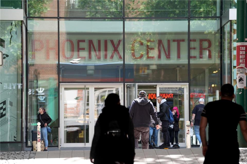 Ein Streit zwischen zwei Frauen im Phoenix Center eskalierte. (Archivfoto)Marcus Brandt/dpa