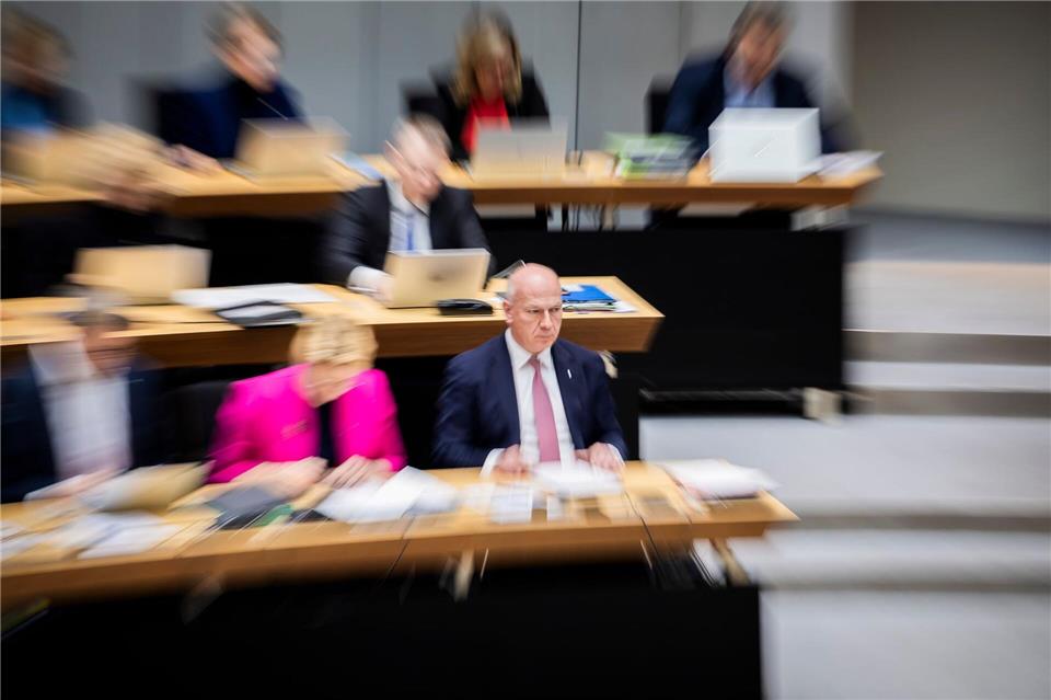 Ein Untersuchungsausschuss im Abgeordnetenhaus soll klären, ob bei der Vergabe von Mittel für Projekte gegen Antisemitismus alles mit rechten Dingen zuging. Christoph Soeder/dpa