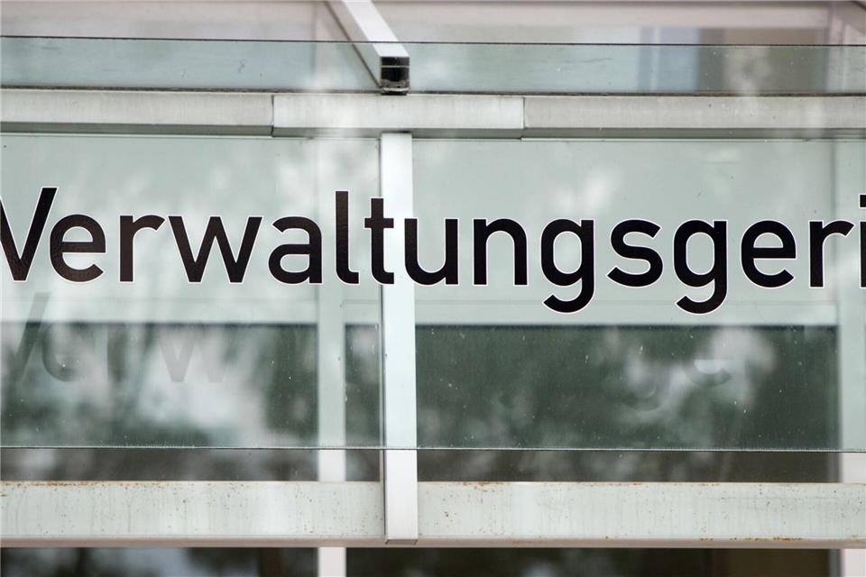 Ein Verwaltungsgericht soll entscheiden, ob die Kündigung rechtens ist. (Symbolbild)picture alliance / dpa