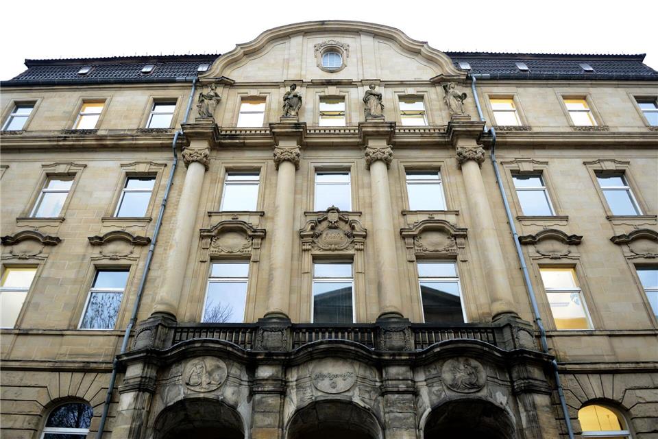 Ein ehemaliger Bauunternehmer ist am Wuppertaler Amtsgericht wegen illegaler Giftmüll-Verklappung zu Gefängnishaft verurteilt worden. (Archivbild)picture alliance / dpa