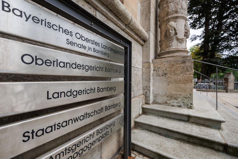 Ein ehemaliger Mitarbeiter der Bamberger Staatsanwaltschaft steht ab September in Bamberg vor Gericht. (Archivbild)Daniel Karmann/dpa