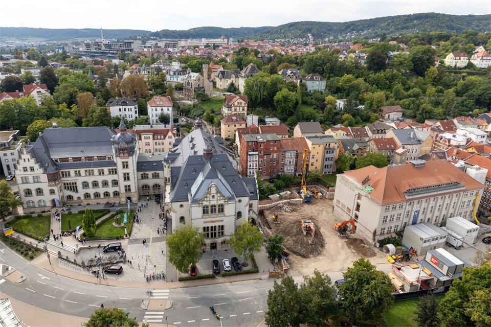 Ein großer Museumsneubau für die Optik entsteht in Jena (Archivbild). Michael Reichel/dpa