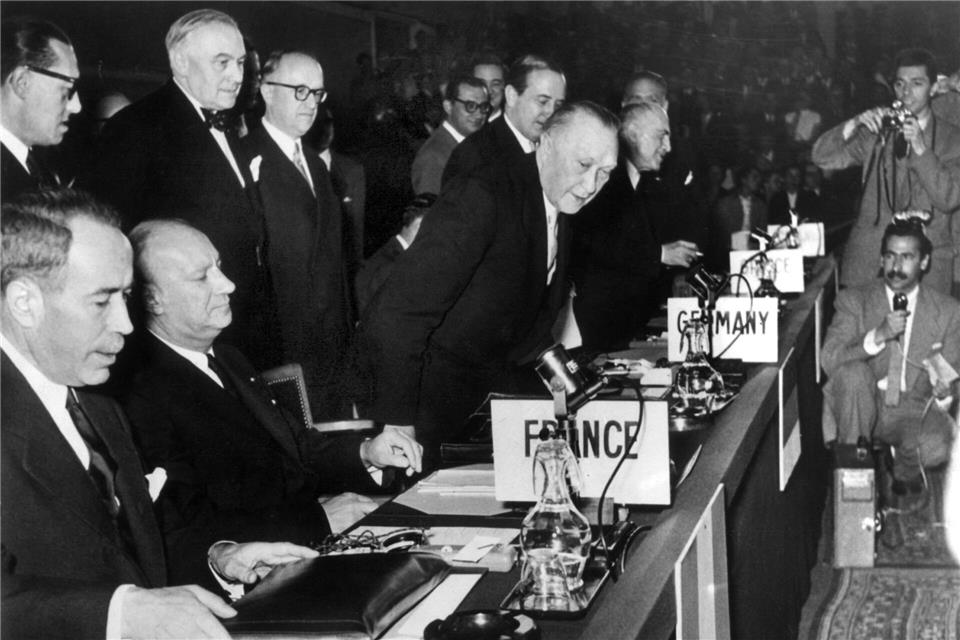 Ein historisches Ereignis: Im Mai 1955 trat Deutschland der Nato bei. (Archivbild)dpa
