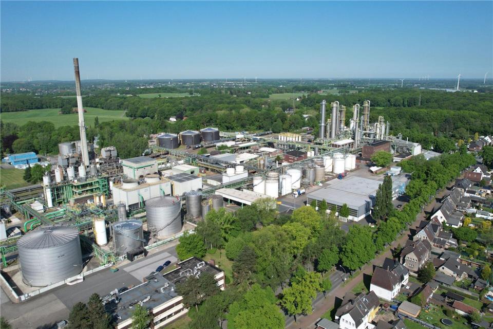 Ineos-Tochter schließt Werk in Gladbeck Ein konkreter Termin für die Stilllegung steht bisher nicht fest - bis dahin soll der Betrieb weiterlaufen. (Archivbild)INEOS Manufacturing Deutschland/dpa