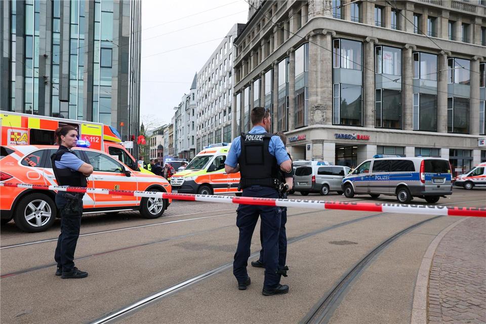 Ein mutmaßlicher Amokfahrer hat in Leipzig mehrere Menschen getötet und verletzt. Jan Woitas/dpa