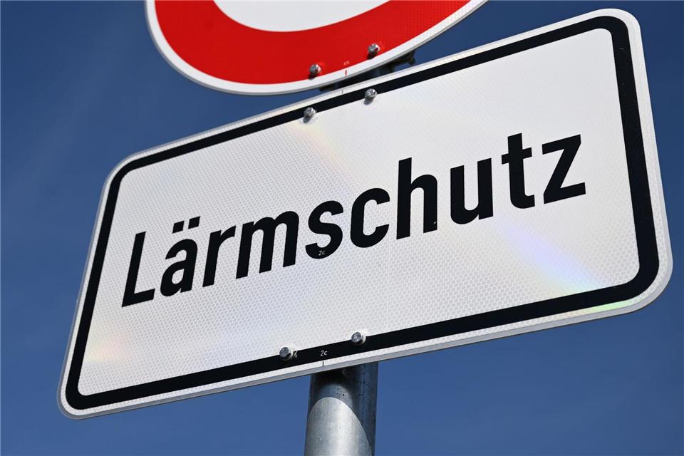 Ein neuer Lärmatlas soll eine Gesamtanalyse für Rheinland-Pfalz bringen. (Symbolbild)Bernd Wei�brod/dpa