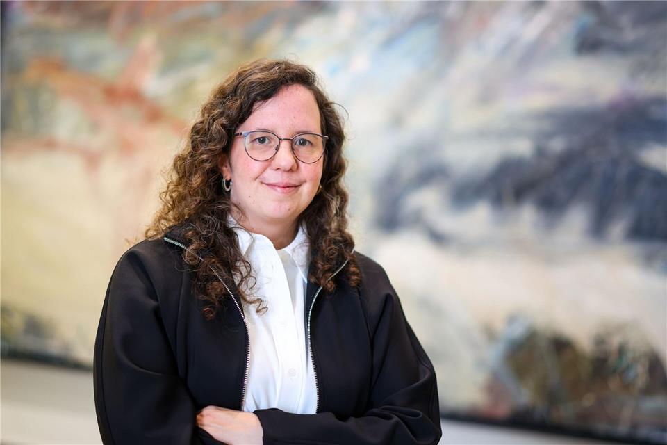 Ein neues Gesicht folgt dem bisherigen Parlamentarischen Geschäftsführer der Grünen-Fraktion im nordrhein-westfälischen Landtag: Jule Wenzel übernimmt das Amt von Mehrdad Mostofizadeh. Christoph Reichwein/dpa