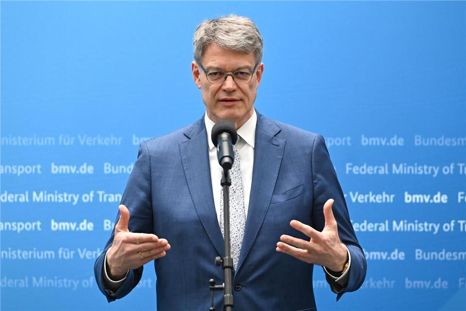 Ein neues Preisschild wollte der Minister nicht nennen.Elisa Schu/dpa