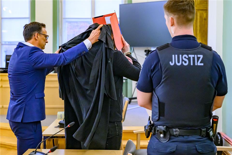 Ein polnischer Staatsangehöriger steht im Verdacht einen Polizisten getötet zu haben. (Archivbild)Patrick Pleul/dpa