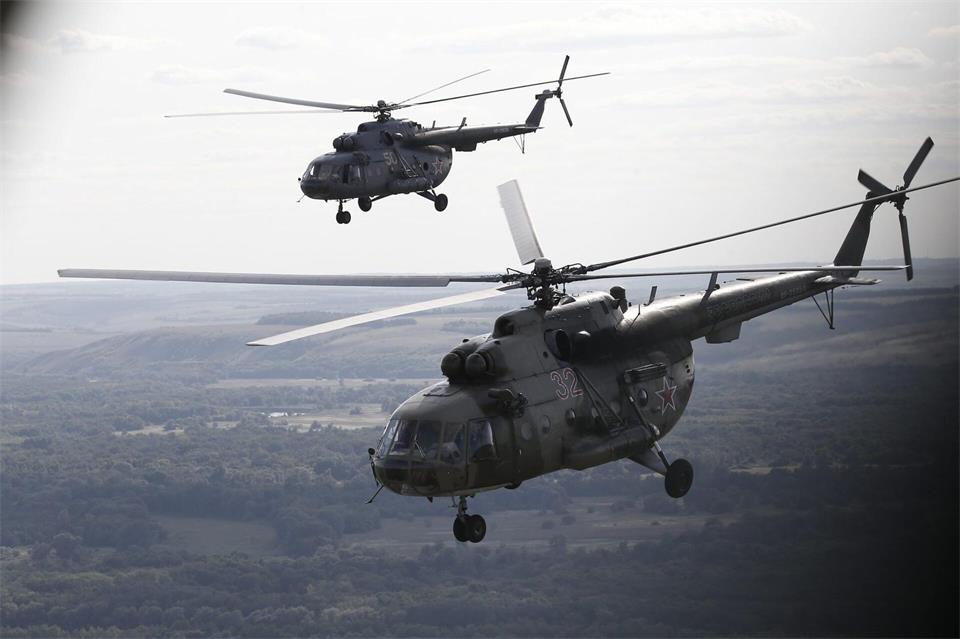Ein russischer Militärhubschrauber vom Typ Mi-8 hat nach polnischen Angaben den Luftraum über dem Nato-Land verletzt. (Archivbild)picture alliance / dpa
