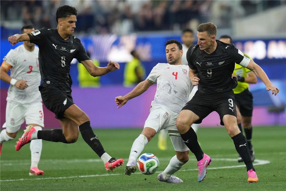 Ein türkischer TV-Kommentator verwechselte das iranische und das neuseeländische Team.Andre Penner/AP/dpa