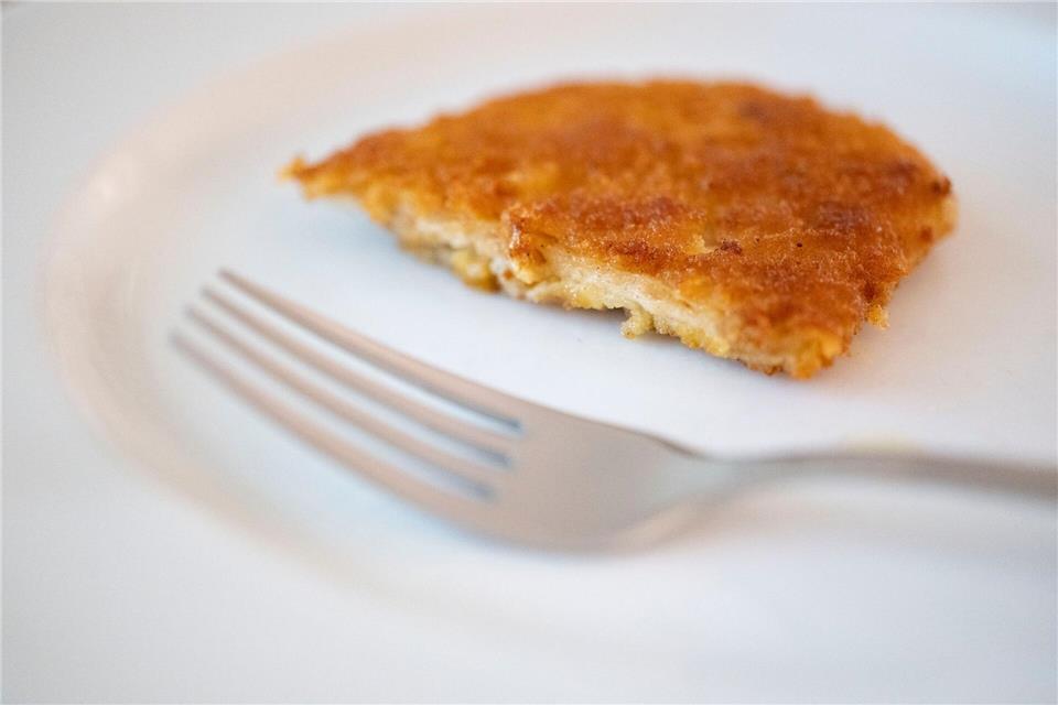 Ein veganes „Schnitzel“ - darf es künftig noch so heißen? (Symbolbild)Marijan Murat/dpa