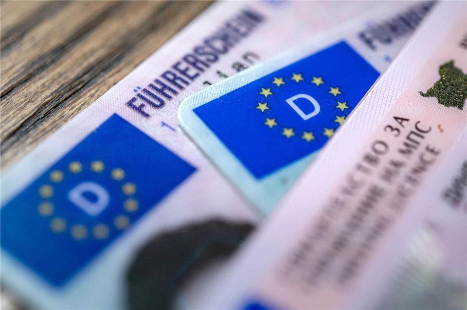Ein weiteres Element der EU-weiten Reform ist die Ausweitung des begleiteten Fahrens auf die gesamte Europäische Union. (Symbolbild)Sina Schuldt/dpa