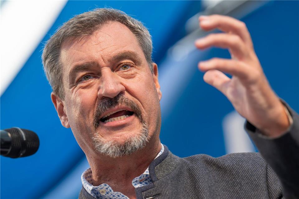 Eindringlich warnte CSU-Chef Söder seine Zuhörer vor der AfD. Peter Kneffel/dpa
