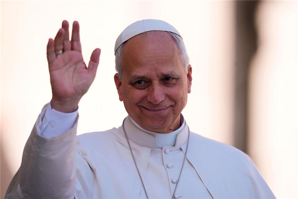 Eine ARD-Doku beleuchtet Papst Leo rund ein Jahr nach seiner Wahl. (Archivbild)Alessandra Tarantino/AP/dpa