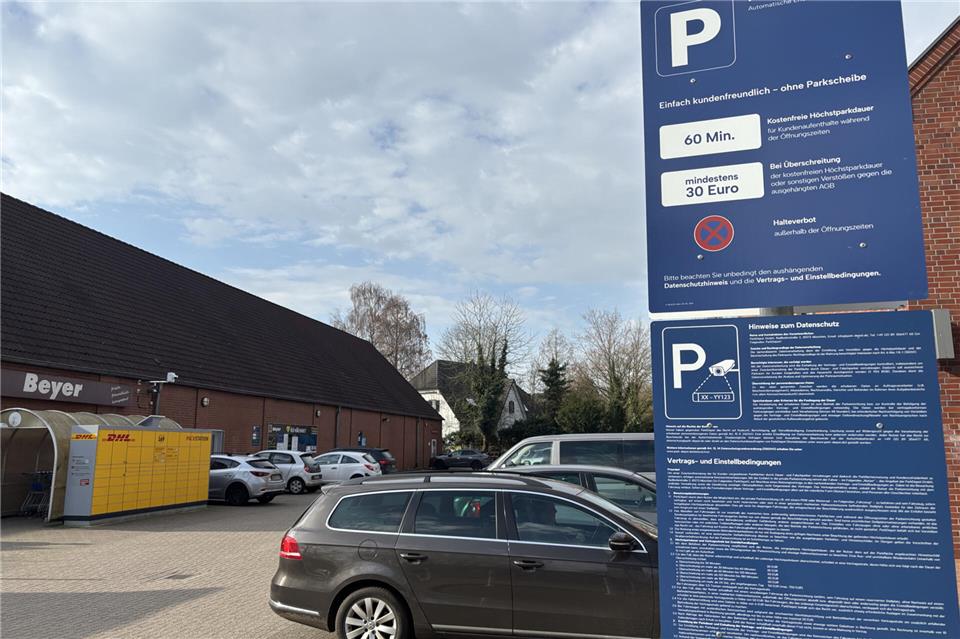 Eine Baugenehmigung ist für die Bewirtschaftung des Parkplatzes nicht erforderlich, teilt der Kreis auf Nachfrage mit.