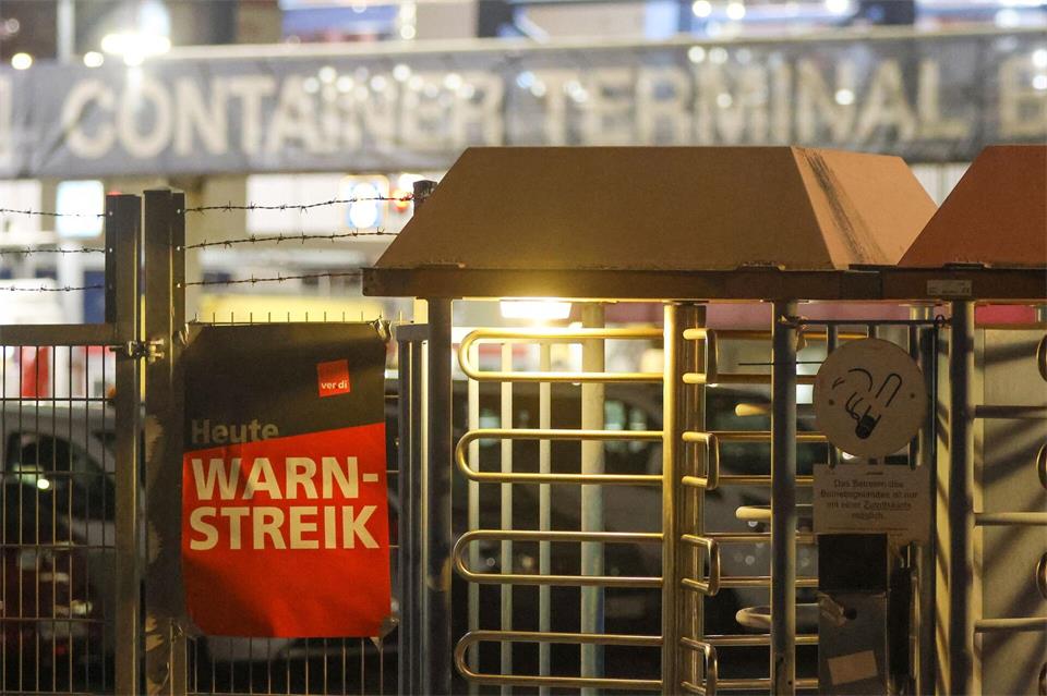 Eine Demonstration sei für Freitag geplant.Bodo Marks/dpa