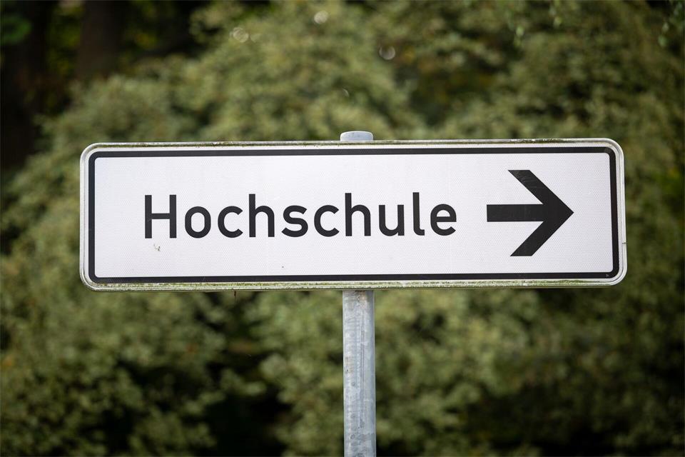 Eine Einigung soll planmäßig bis Ende des Jahres erreicht werden. (Symbolbild)Soeren Stache/dpa