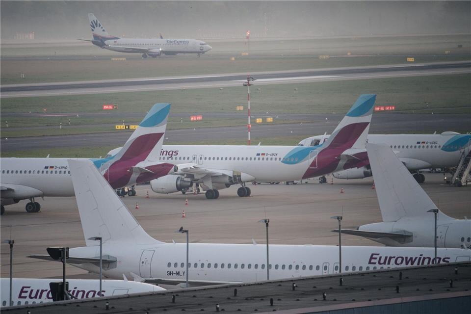 Eine Eurowings-Maschine musste in Bilbao zwischenlanden. (Symbolbild)Henning Kaiser/dpa
