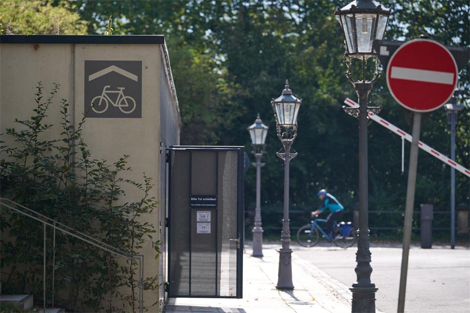 Eine Fahrradgarage für 1,3 Millionen Euro landet im „Schwarzbuch“.Katharina Kausche/dpa
