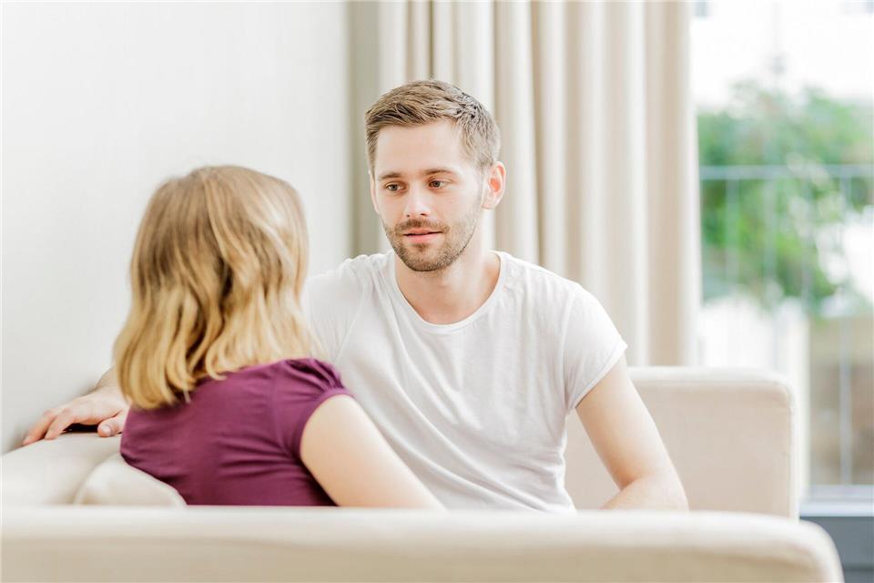 Eine Frage der Verpackung: Ich-Botschaften helfen dabei, die eigenen Gedanken und Gefühle respektvoll zu kommunizieren. Vorwürfe à la „Immer machst du ...“ sind tabu. Monique Wüstenhagen/dpa-tmn