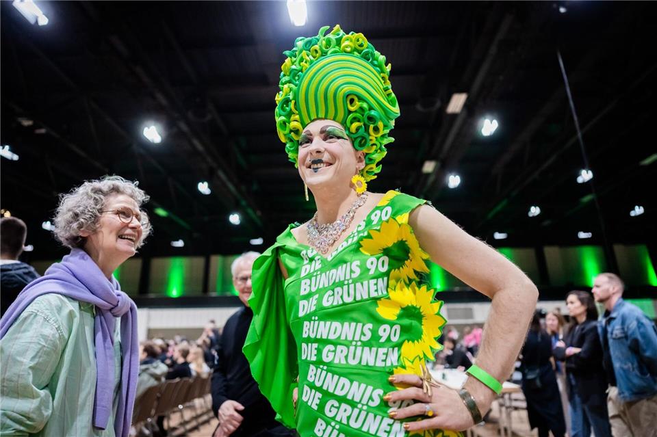 Eine Kleiderordnung gab es auf dem Grünen-Parteitag nicht. Christoph Soeder/dpa