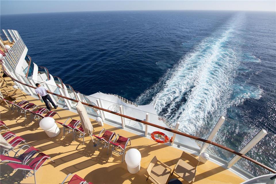 Eine Lärmbelastung in der Kabine durch Schiffsmotoren kann die Minderung des Reisepreises rechtfertigen.picture alliance/dpa/dpa-tmn