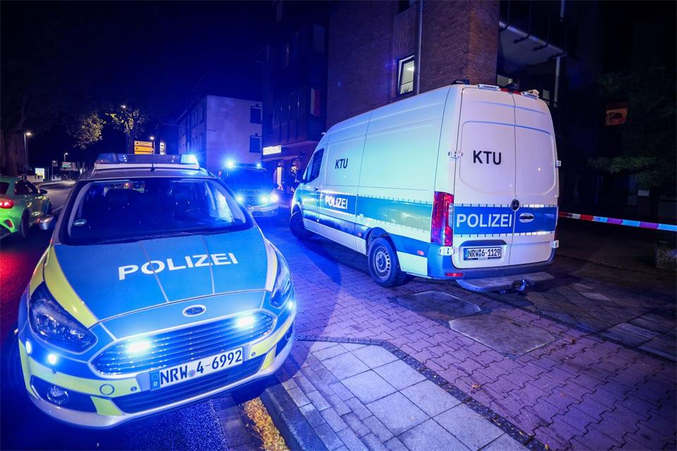 Eine Mordkommission ermittelt. (Symbolbild) Christoph Reichwein/dpa