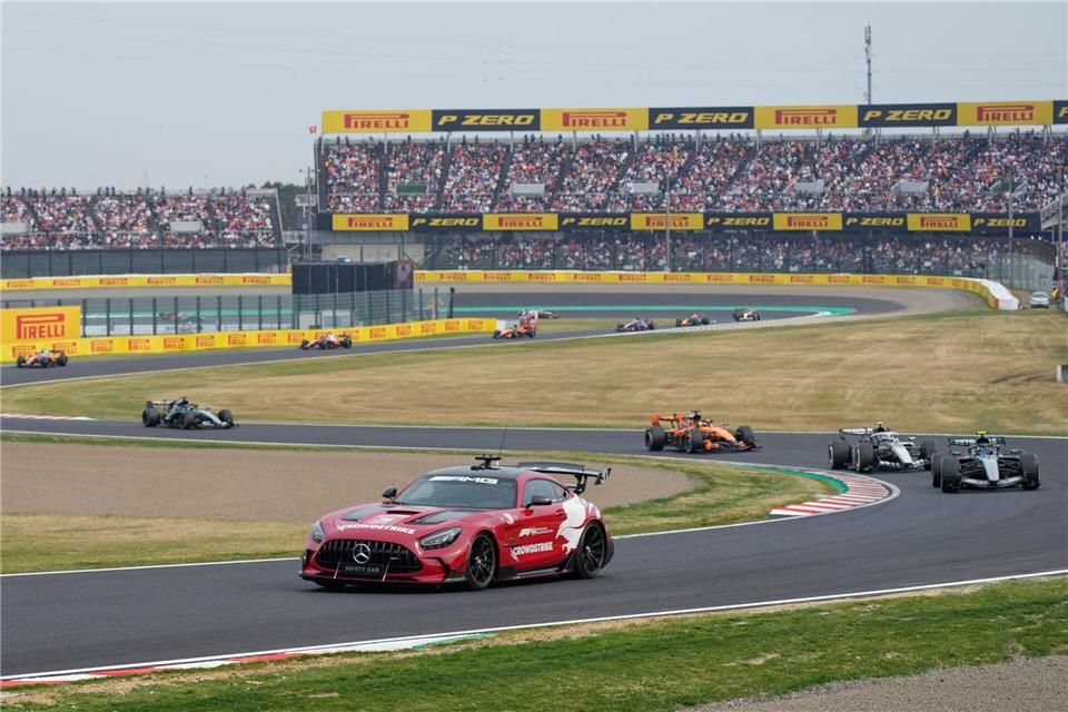Eine Safety-Car-Phase entschied das Rennen in Suzuka.Eugene Hoshiko/AP/dpa
