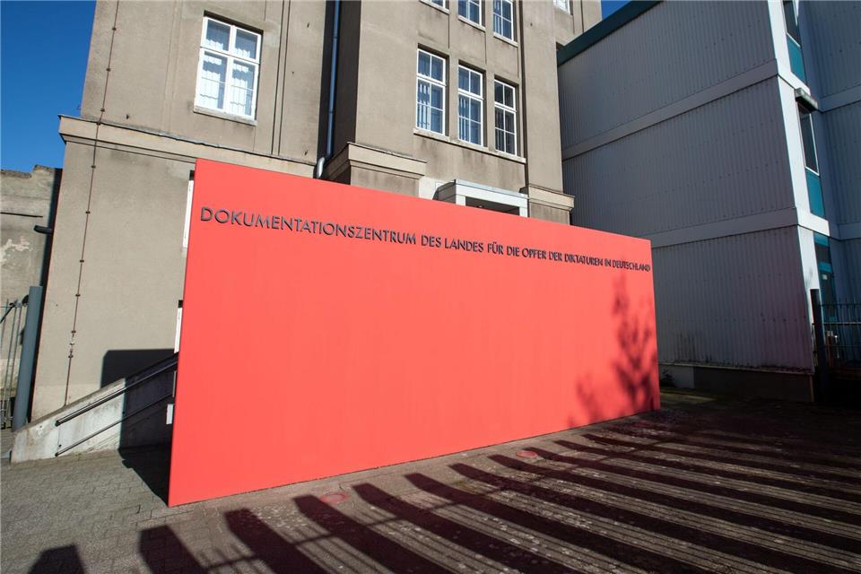 Eine Sonderausstellung zeigt, wie die SED-Diktatur mit Regimegegnern umsprang. (Archivbild)Jens B�ttner/dpa-Zentralbild/ZB