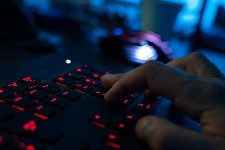 Eine Störung im landesweiten Netz sorgt für Probleme in Kommunalverwaltungen in Rheinland-Pfalz. (Symbolbild)Nicolas Armer/dpa