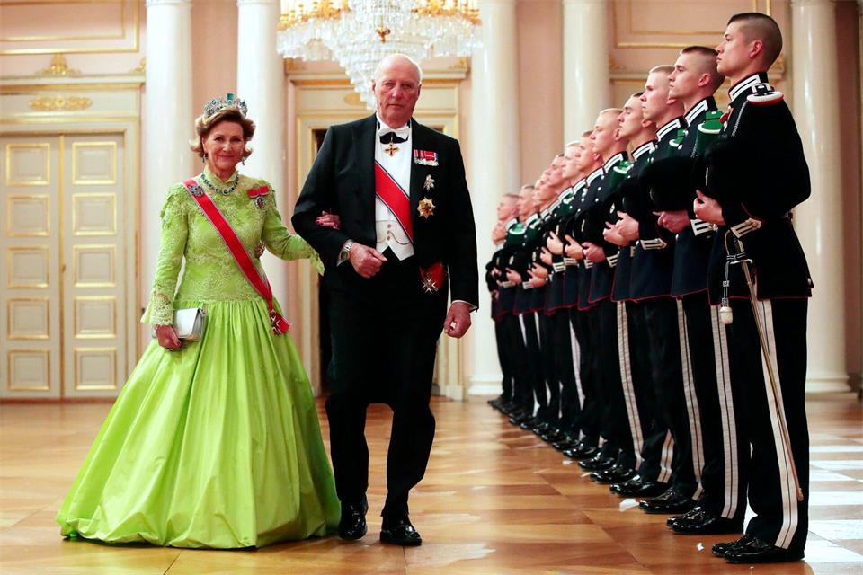 Eine ganz große Liebe: Königin Sonja und König Harald V. (Archivbild)Haakon Mosvold Larsen/NTB scanpix via AP/dpa
