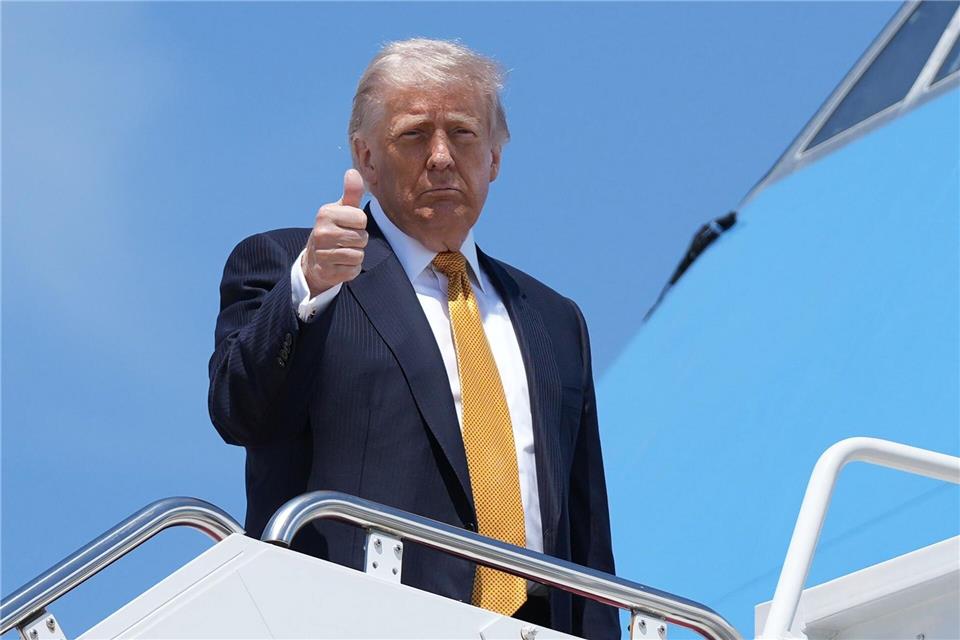 Eine jüngste Gerichtsentscheidung zu globalen Zöllen dürfte US-Präsident Trump gefallen.Mark Schiefelbein/AP/dpa