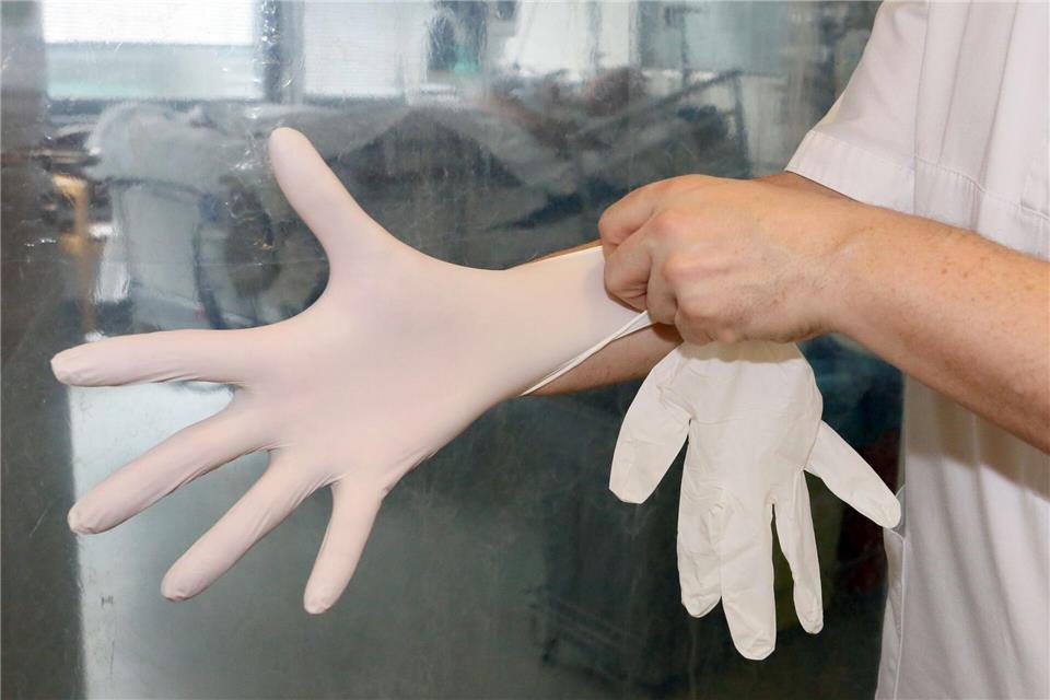 Millionen aus Sondervermögen für Pflegeschule in Greifswald  Eine neue Ausbildungsstätte für Pflegekräfte in Greifswald soll helfen, den Fachkräftenachwuchs in MV zu sichern. (Symbolbild)picture alliance / dpa