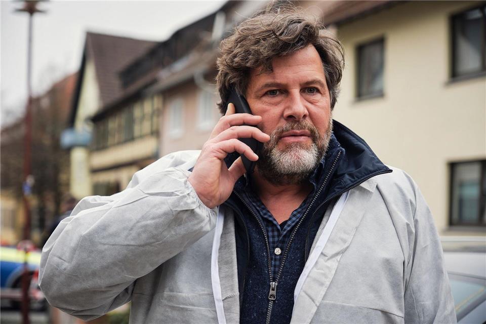 Eine private Nachricht bringt Berg aus der Fassung.Benoît Linder/SWR/ARD/dpa