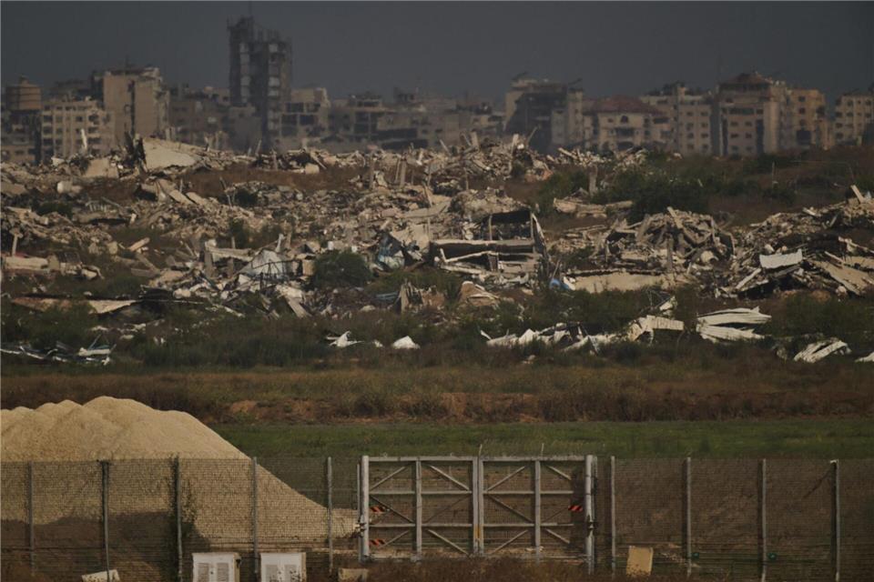 Eine rechte israelische Siedlerorganisation ruft zum Wiederaufbau von Siedlungen im Gazastreifen auf. (Archivbild)Leo Correa/AP/dpa