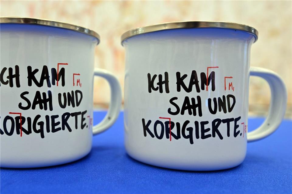 Eine strenge Korrektur ist nicht das, was die Schülerinnen und Schüler schätzen. (Archivbild)Martin Schutt/dpa