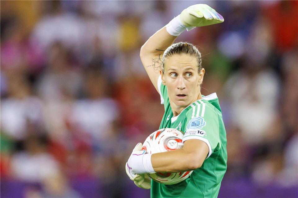 Einen Tag später beim DFB als geplant: Torhüterin Ann-Katrin Berger. (Archivfoto)Michael Buholzer/KEYSTONE/dpa