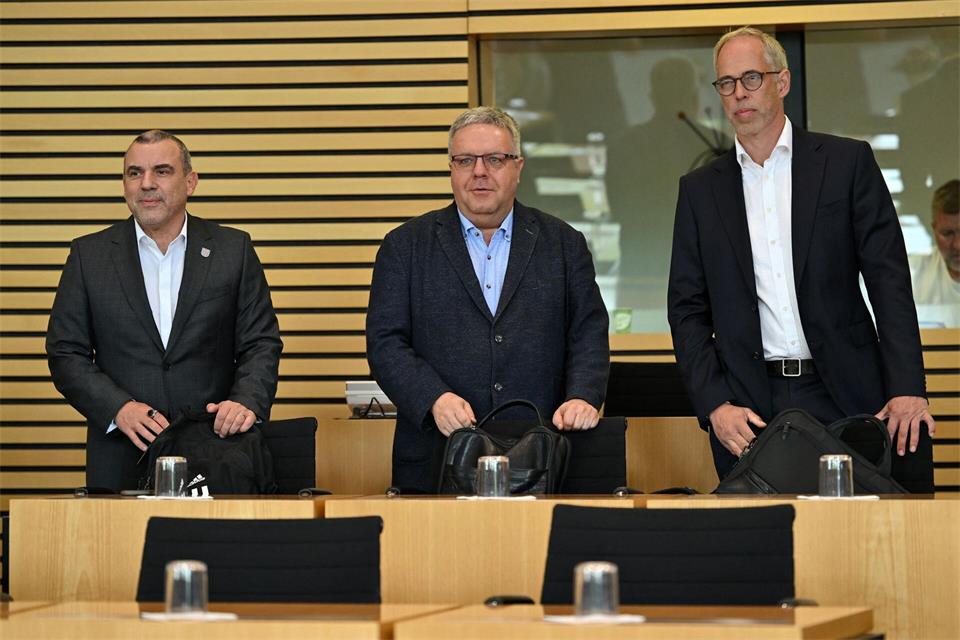 Einen neuen Platz haben sie schon: Drei Thüringer Abgeordnete hatten sich von der BSW-Fraktion losgesagt und machen nun ihr eigenes Ding. Martin Schutt/dpa
