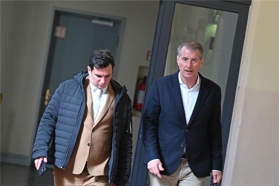 Einer der mutmaßlichen Entführer nutzte die Gelegenheit und entschuldigte sich für die Tat in der Silvesternacht bei Vater Stephan Hensel und dessen Kindern.David Hammersen/dpa